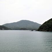 北長門海岸国定公園を代表する景観です。