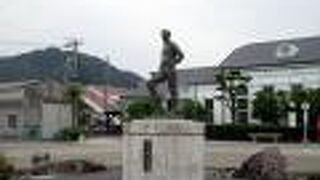 鉄道の父・井上勝を学べます。