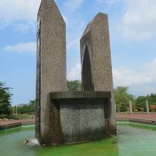 モニュメントがあります