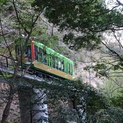 女坂の登山ルートは登山を楽しみながら、大山寺や「女坂の七不思議」を楽しみながら登山が出来るルートです。