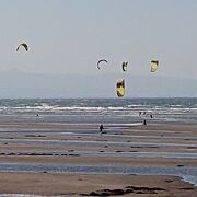 独特の縞模様が見られる海岸