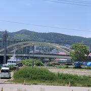 意外に見かけないアーチ橋