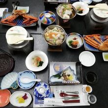 秋津温泉両津やまきホテルのお夕食1