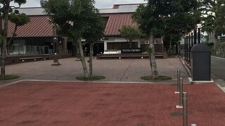 伊藤忠商事直営