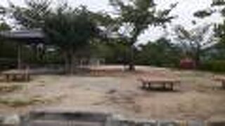 歴史的情緒は感じますが・・・