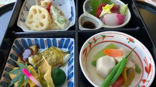 びわ湖大津プリンスホテルにある日本料理屋さん。