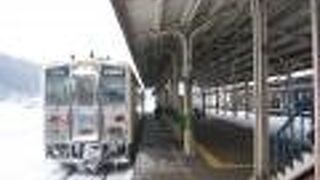 ３つの国立公園を通るローカル線