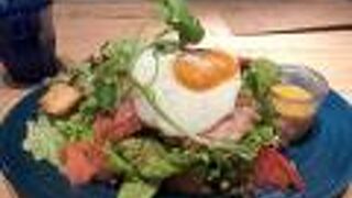 ベビーカーが多いけれど、おとなしい子が多く、気になりません。