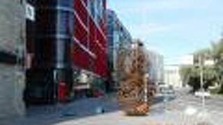 ヴィル門の東側を中心に広がる新市街エリア