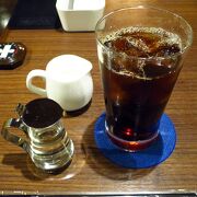 Cafe with a relaxed atmosphere located in the underground mall at Yokohama Station's west exit