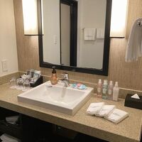 広く使いやすい洗面台。