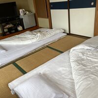 客室　コロナ禍の為、事前に布団が敷かれている