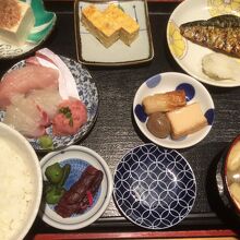 2品小鉢が選べます。