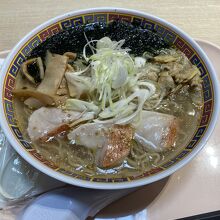 金目鯛塩ラーメン(大盛り￥1500)