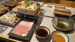 特選タンと熟成豚の食べ放題！