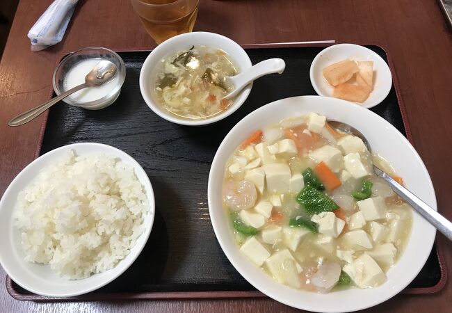 長安道の金福隆で海老豆腐煮込ランチ６３０円