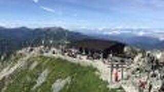 雄山山頂神社