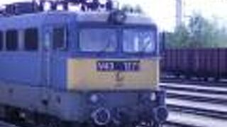 スロバキアのブラチスラバに行く際に利用しました。