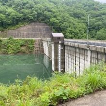ダム湖川より撮影