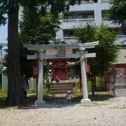 日本で一番多い神社の種類、八幡神社です。