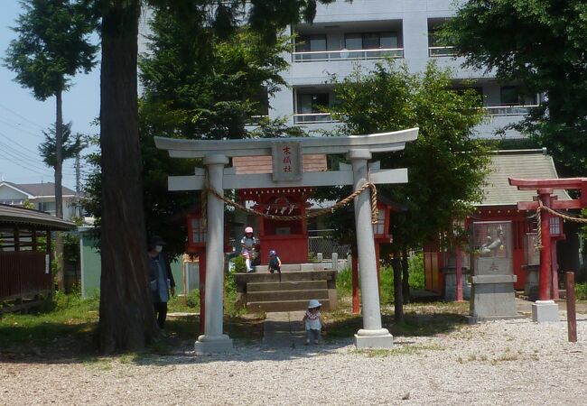 日本で一番多い神社の種類、八幡神社です。
