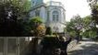 北側には、高級住宅街