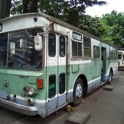 かなり古いバス