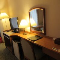 デスク回りは、昔ながらの雰囲気です。