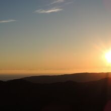 当丸峠山頂からの絶景と夕日