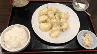 やわらかい杏仁豆腐の定食♫