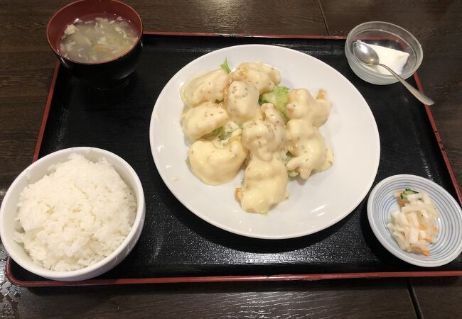 やわらかい杏仁豆腐の定食♫