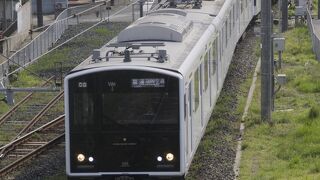 元は博多と伊万里を走る路線。現在は姪浜と唐津、山本と伊万里を結ぶ路線