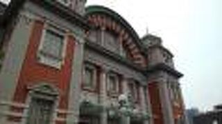 名所ではあるが現役の施設です