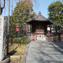 お堂の姿です。