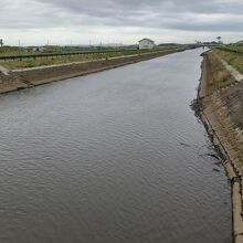 仙台市荒浜地区を流れる貞山運河。これは深沼橋から見た北方向。