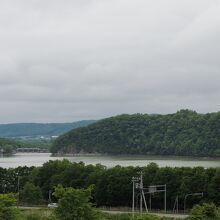 道の駅から望む足寄湖