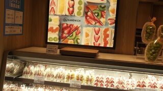 フルーツサンド