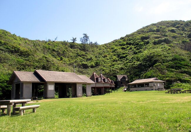 バンガローなど設備は充実しています。