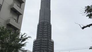 来春オープン、改修工事中横浜マリンタワー