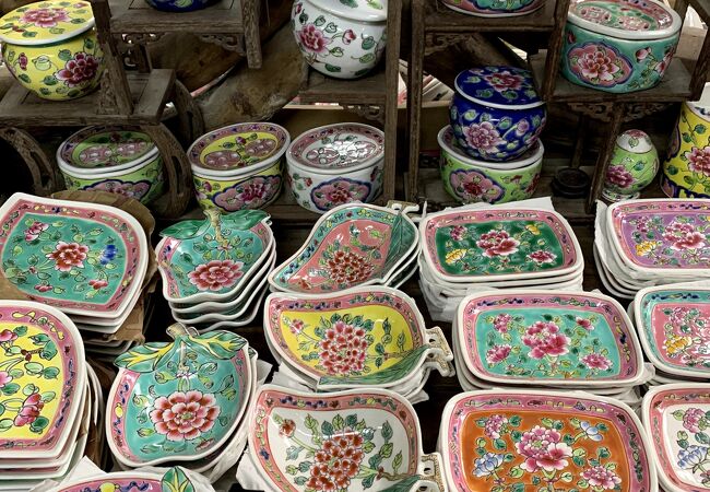 プラナカン食器