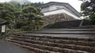 備中松山城の入口、平時が藩主が居住した屋敷跡