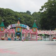 デパートの屋上の遊園地