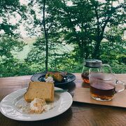 御代田の山中にある絶景カフェ
