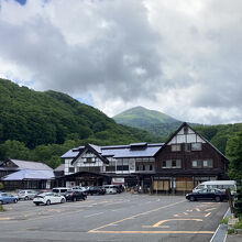 巨大一軒宿　酸ヶ湯温泉旅館
