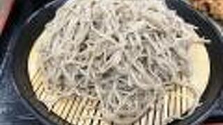 喉越しの良いレベルの高い信州そばが気軽に