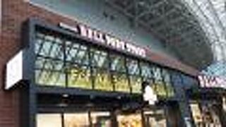 12球団のグッズが揃います