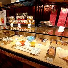 クラブハリエ 日本橋三越店