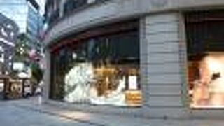 とてもお洒落なショーウィンドウ