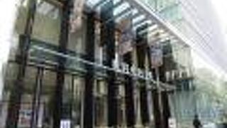 地下が面白い。