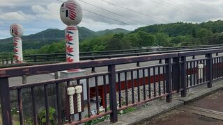 この橋あたりから見る松川の流れや蔵王方向の景色よし